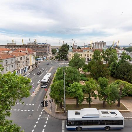 Seaman'S House Apartment Burgas ภายนอก รูปภาพ